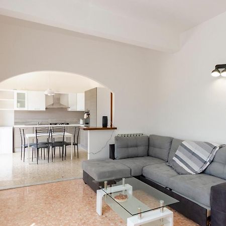Joivy Family Flat With 3 Balconies, 10 Min To Beach Moneglia Exteriör bild